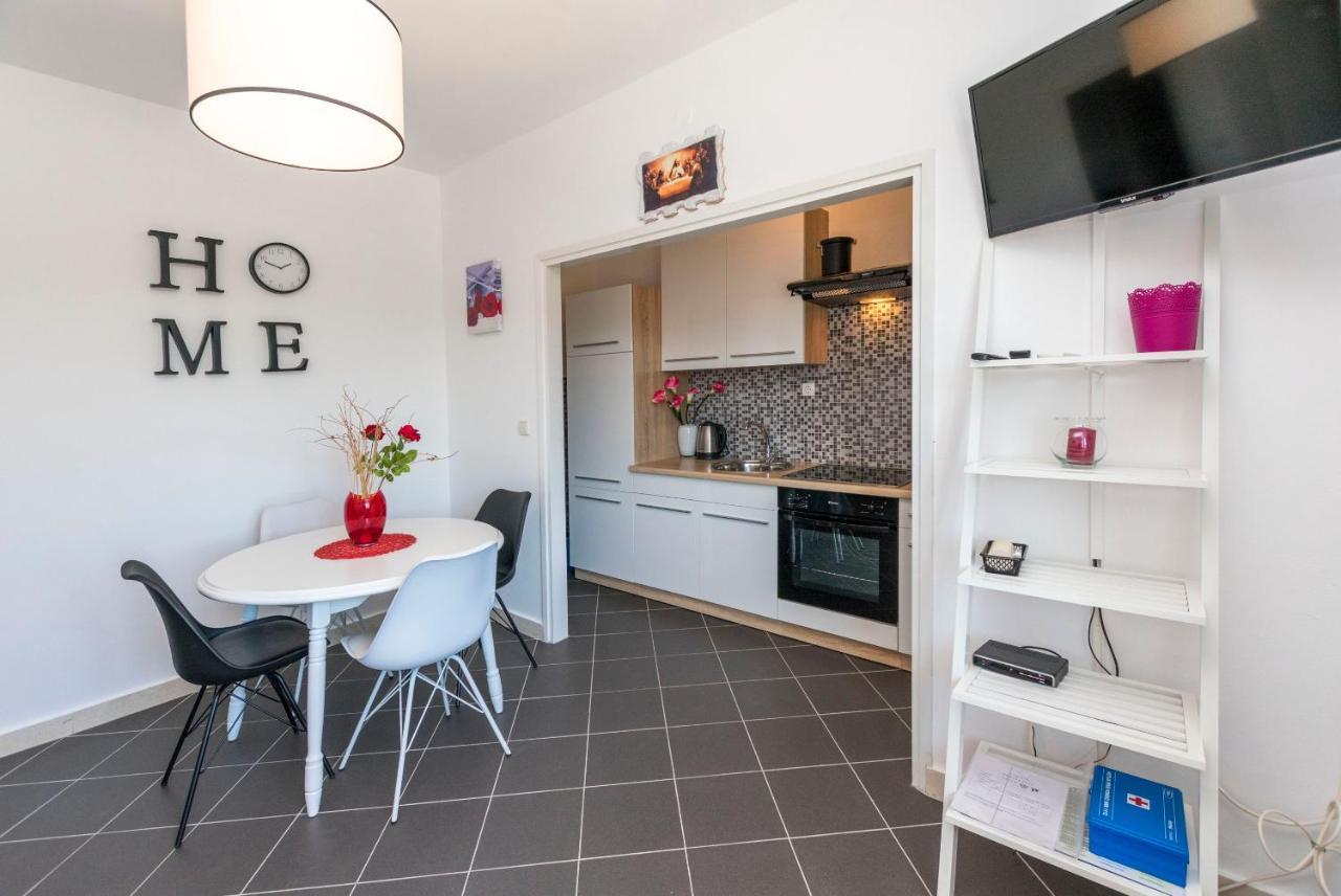 Apartments Zmika Primošten Zewnętrze zdjęcie